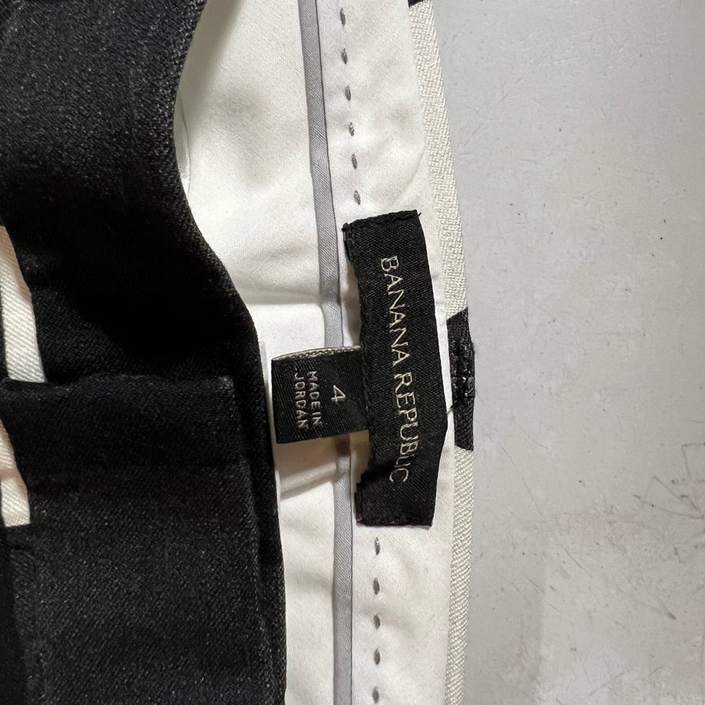 Banana Republic Chic Black and White Checkered Pants - Picture 3 of 10